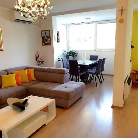 Lav Apartment Rovinj Bagian luar foto