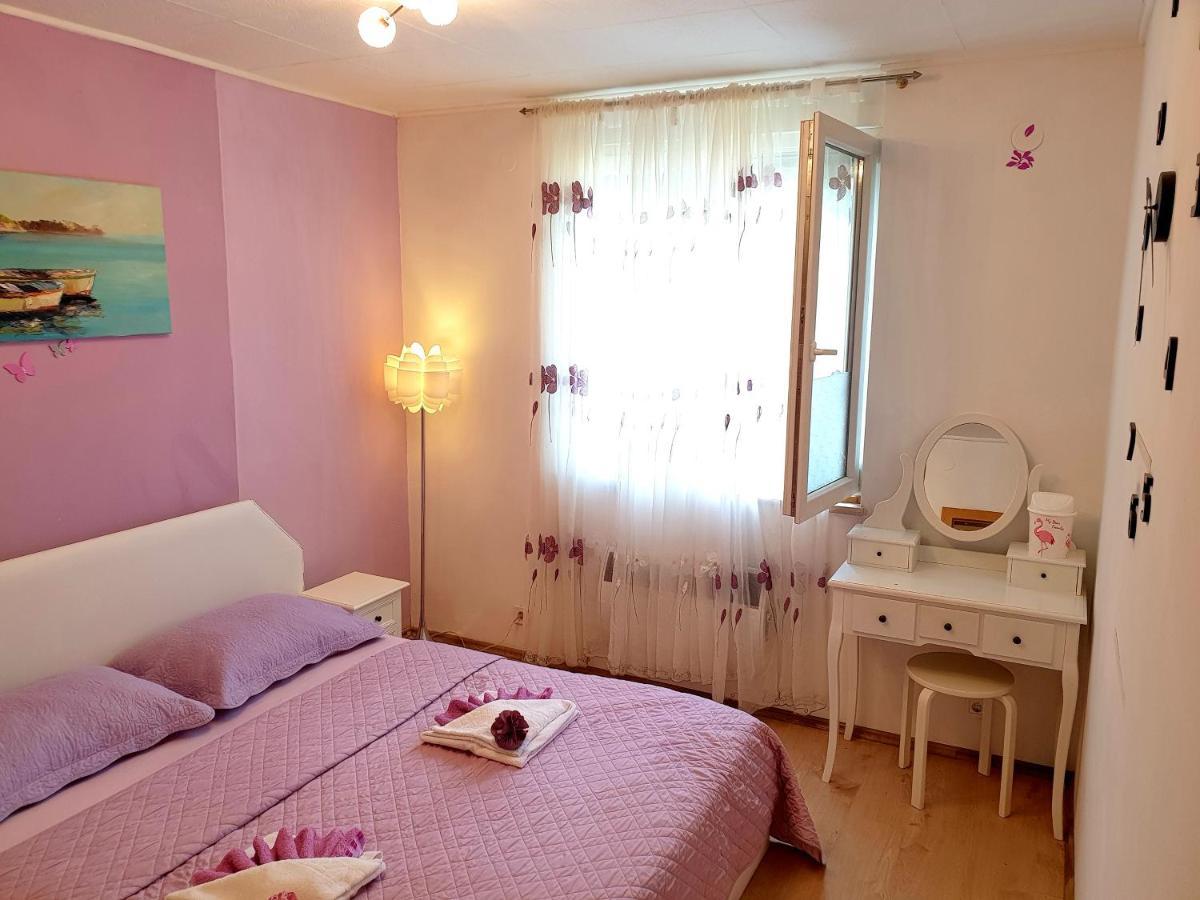 Lav Apartment Rovinj Bagian luar foto